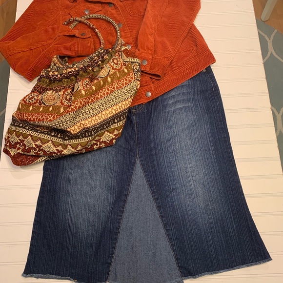 ⭐️Host Pick 7/24 Denim Skirt By Drama Sz 16⭐️ - Picture 7 of 8